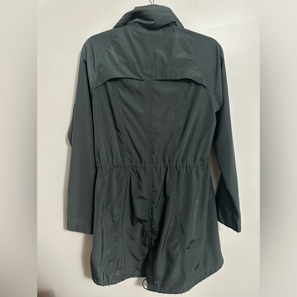 ATHLETA Drippity Dark Green Lightweight Hooded Rain Jacket Windbreaker  XXS - Picture 3 of 6
